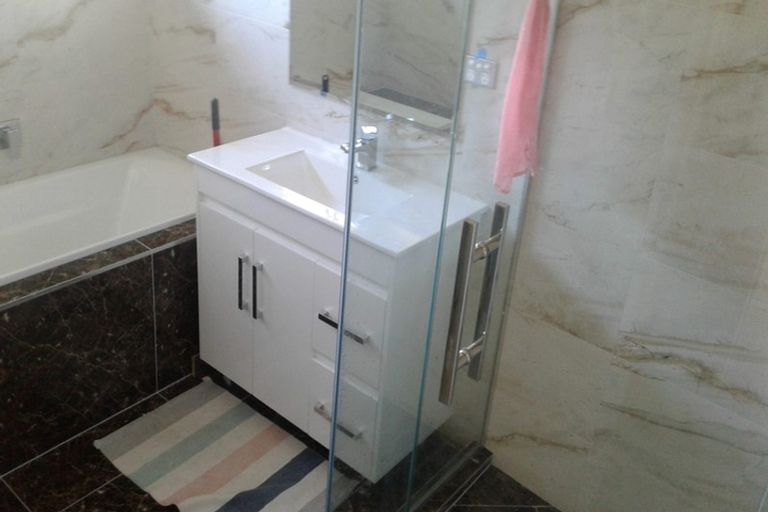 Photo of property in 15 Matata Drive, Takanini, 2112