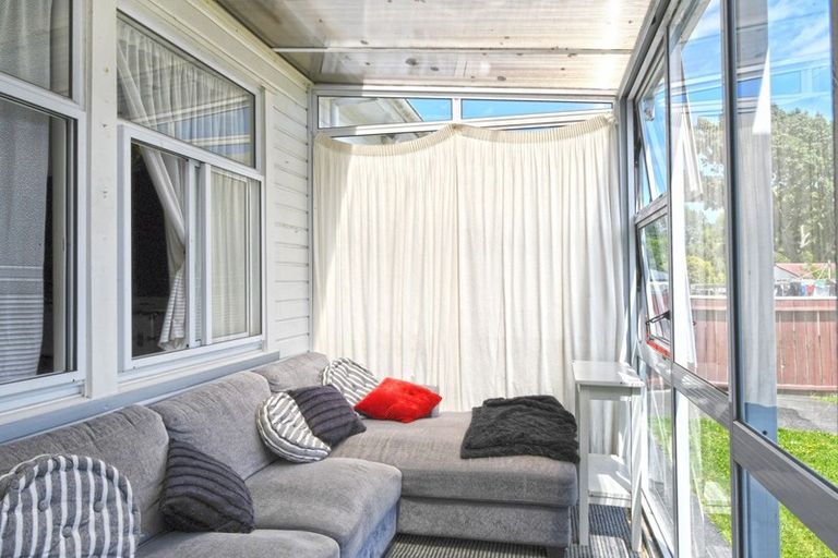 Photo of property in 47 Shearer Crescent, Naenae, Lower Hutt, 5011