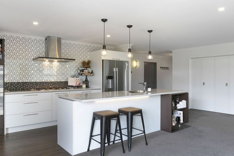 Photo of property in 6 Hagart-alexander Drive, Mosgiel, 9024