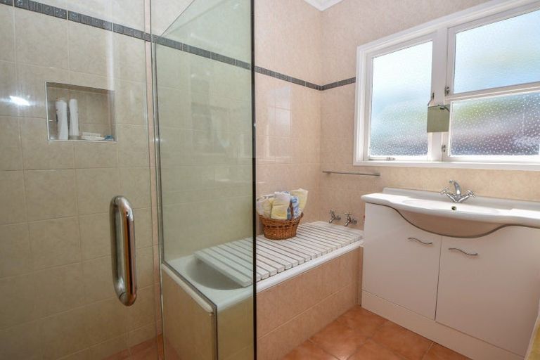 Photo of property in 258 High Street North, Carterton, 5713