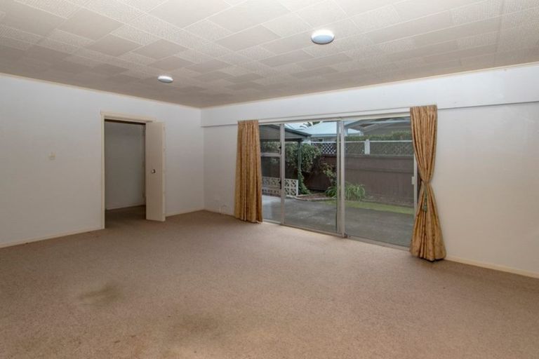 Photo of property in 2a Balmoral Street, Taradale, Napier, 4112