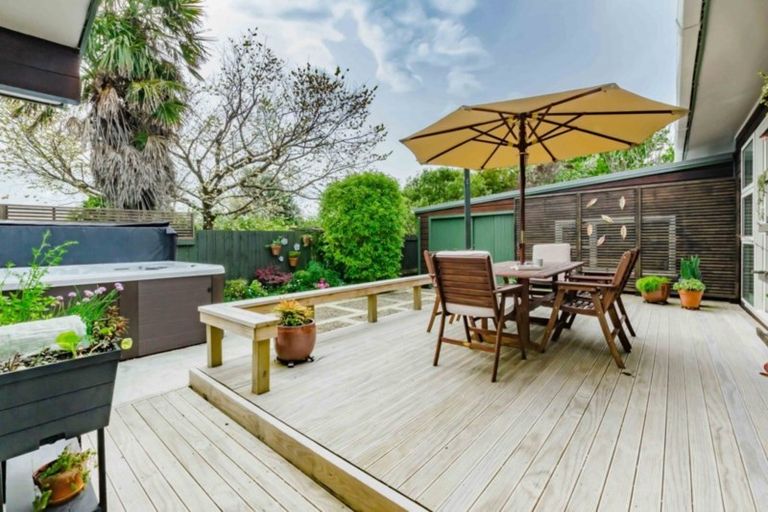 Photo of property in 55 Donovan Road, Paraparaumu Beach, Paraparaumu, 5032