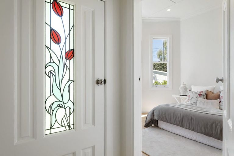 Photo of property in 95 Vauxhall Road, Devonport, Auckland, 0624