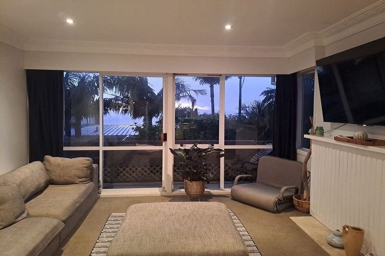 Photo of property in 1/142 Clovelly Road, Bucklands Beach, Auckland, 2012