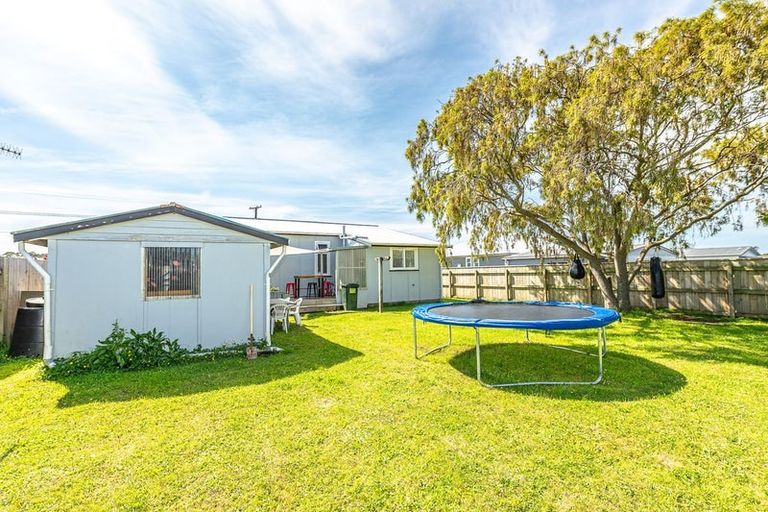 Photo of property in 30 Alexandra Street, Marton, 4710