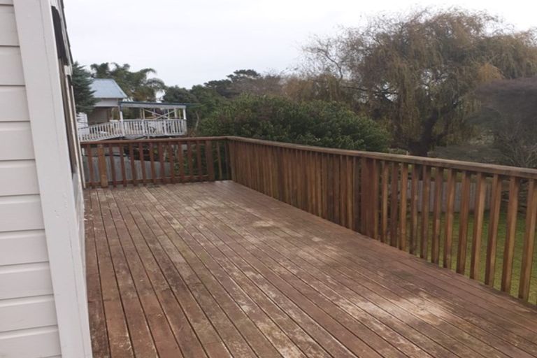 Photo of property in 32 Kaiwaka Road, Waiuku, 2123