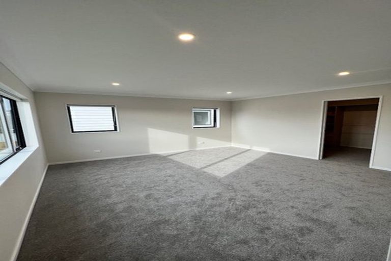 Photo of property in 8c Bunnythorpe Road, Papakura, 2110