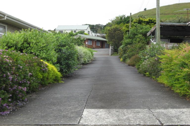 Photo of property in 115 Wallace Road, Mangere Bridge, Auckland, 2022