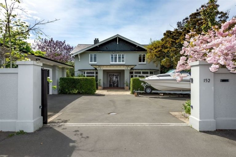 Photo of property in 152 Clyde Road, Burnside, Christchurch, 8053