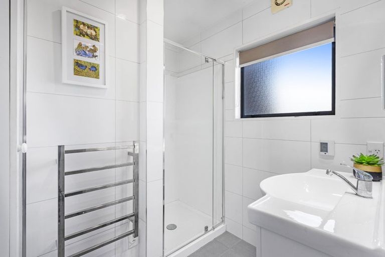 Photo of property in 29 Greystoke Lane, Avonhead, Christchurch, 8042