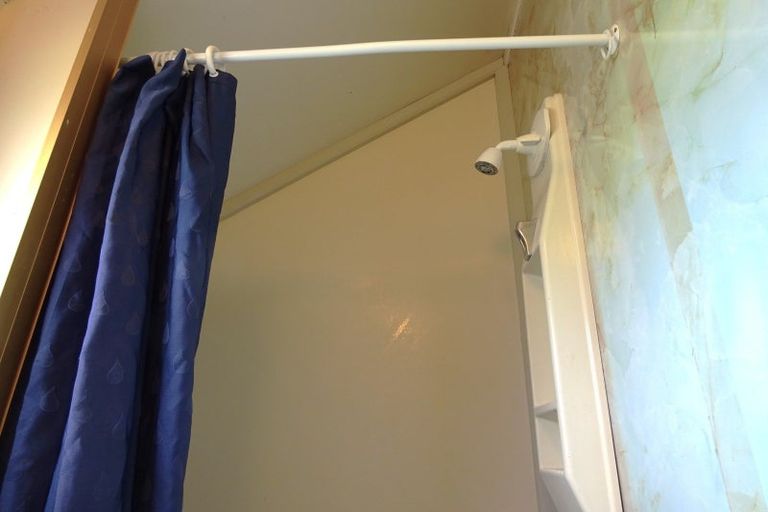 Photo of property in 21 Dewe Terrace, Foxton Beach, Foxton, 4815