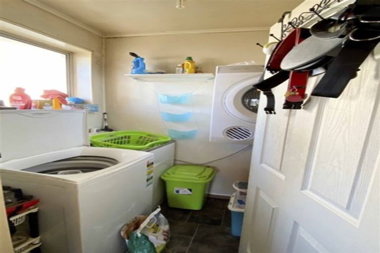 Photo of property in 28 Skye Street, Heidelberg, Invercargill, 9812