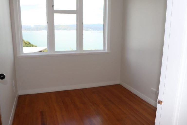 Photo of property in 19 Homebush Road, Khandallah, Wellington, 6035