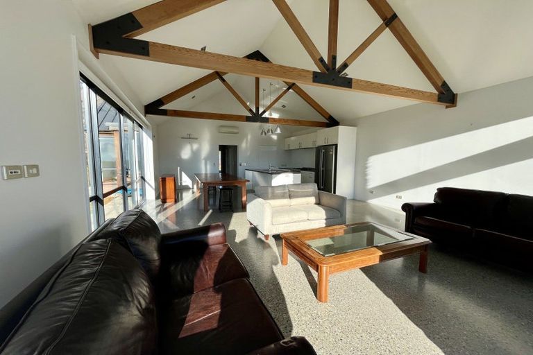 Photo of property in 9 Rabbiters Crescent, Jacks Point, Queenstown, 9371