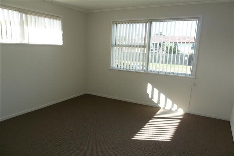 Photo of property in 35 Fairlight Place, Manurewa, Auckland, 2102