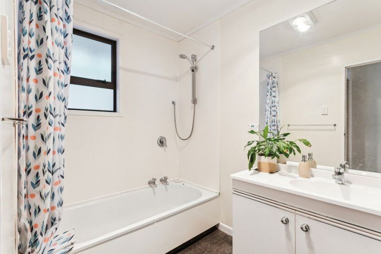 Photo of property in 5 Justin Street, Mangapapa, Gisborne, 4010