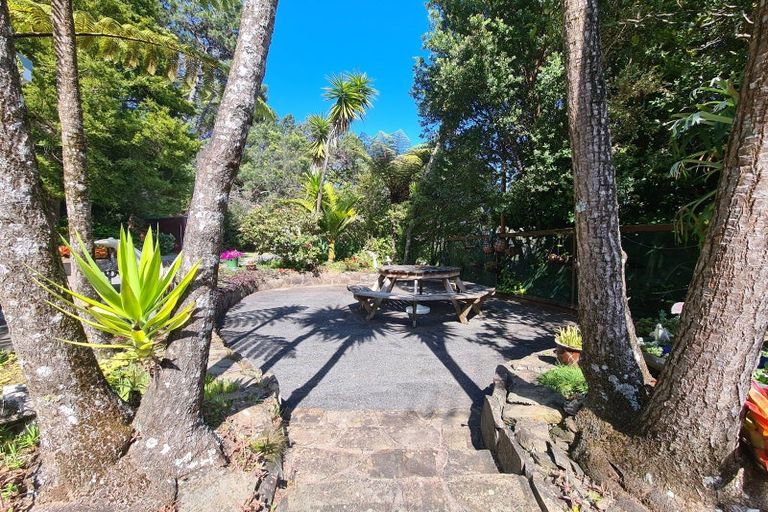 Photo of property in 1510 Long Bay Road, Coromandel, 3506