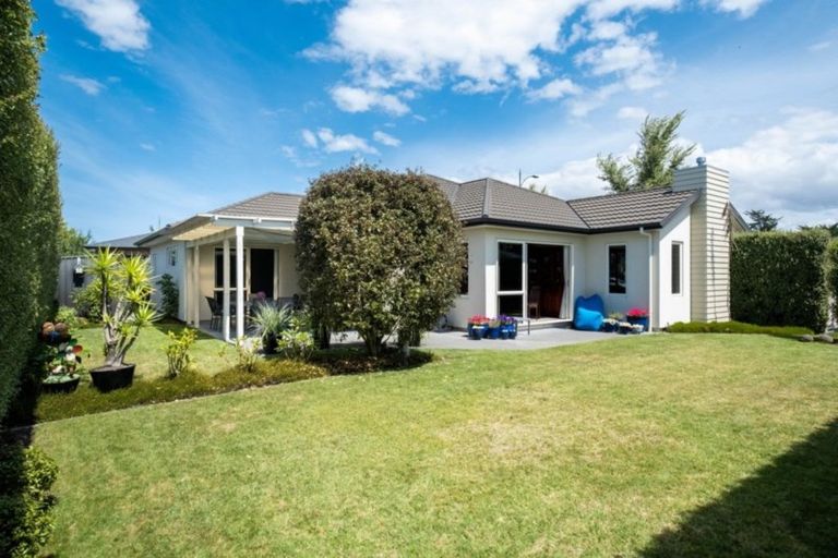 Photo of property in 71 Russell Robertson Drive, Havelock North, 4130