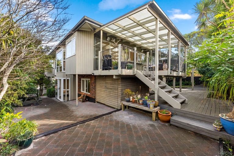 Photo of property in 21 Hastings Road, Mairangi Bay, Auckland, 0630
