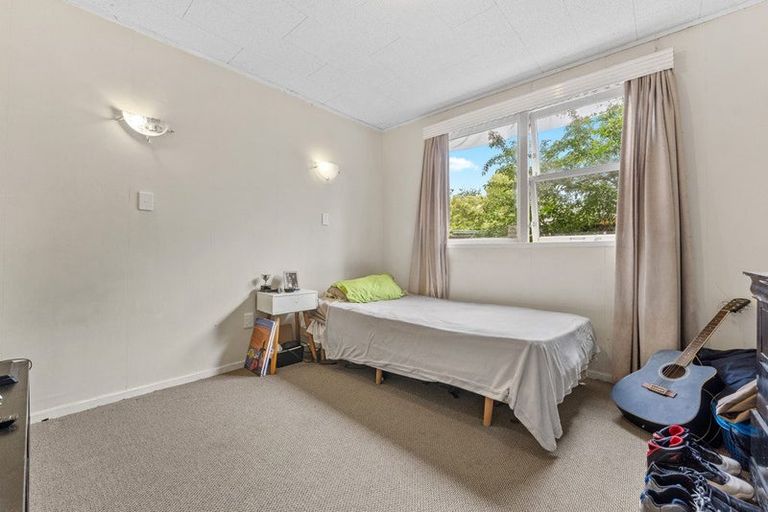 Photo of property in 14 Tatariki Street, Rosehill, Papakura, 2113