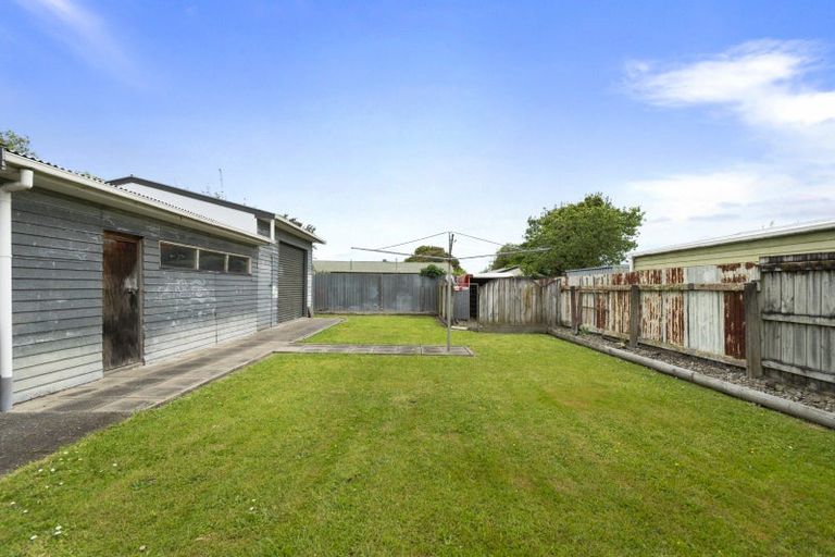 Photo of property in 3 Somerset Crescent, Highbury, Palmerston North, 4412