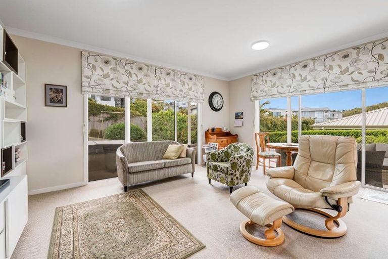 Photo of property in 61 Panorama Heights, Orewa, 0931