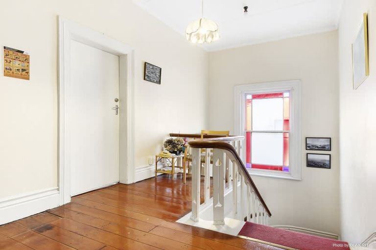 Photo of property in 81 Hill Street, Thorndon, Wellington, 6011
