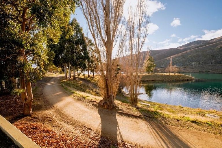 Photo of property in 25a Sunhaven Cove, Cromwell, 9310