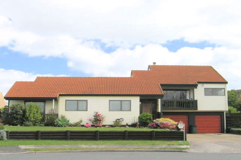 Photo of property in 11 Compton Place, Mount Maunganui, 3116