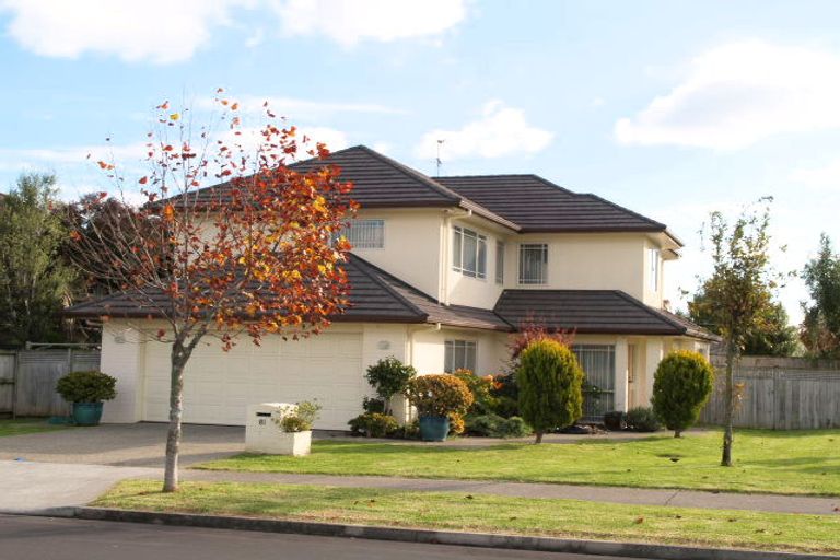 Photo of property in 81 Bob Charles Drive, Golflands, Auckland, 2013