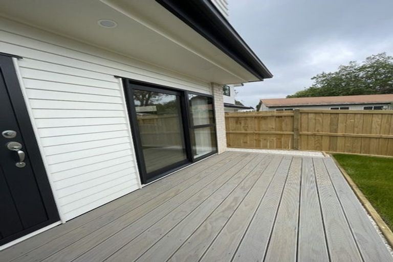 Photo of property in 79a Chilcott Road, Henderson, Auckland, 0612