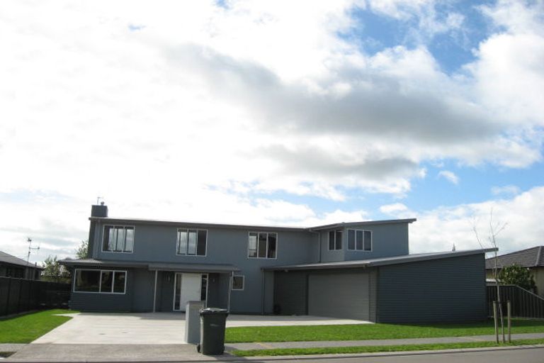 Photo of property in 13 Fairview Place, Havelock North, 4130