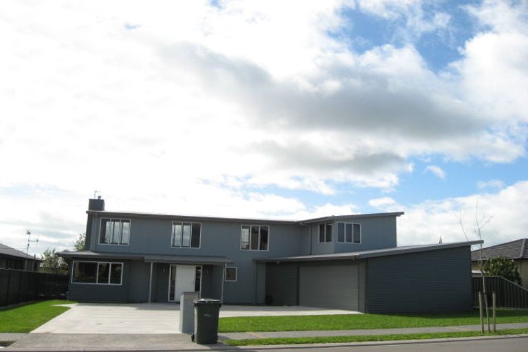 Photo of property in 13 Fairview Place, Havelock North, 4130