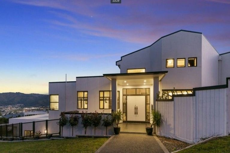 Photo of property in 23 Meadowbank Drive, Belmont, Lower Hutt, 5010