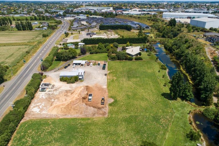 Photo of property in 291 Napier Road, Kelvin Grove, Palmerston North, 4470