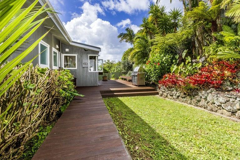 Photo of property in 20 Mcdowell Crescent, Hillcrest, Auckland, 0627