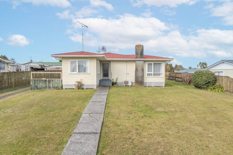 Photo of property in 19 Cairngorm Place, Tokoroa, 3420
