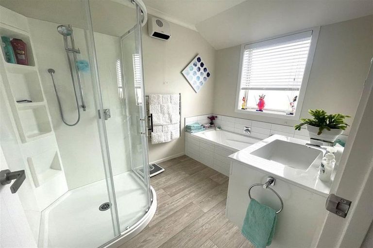 Photo of property in 19 Eric Batchelor Place, Waimate, 7924