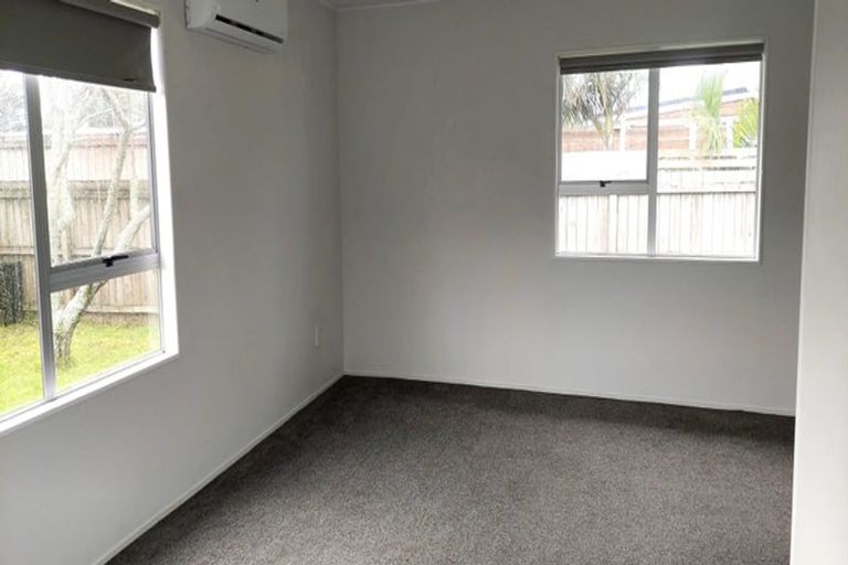 Photo of property in 28 Moki Place, Ruakaka, 0116
