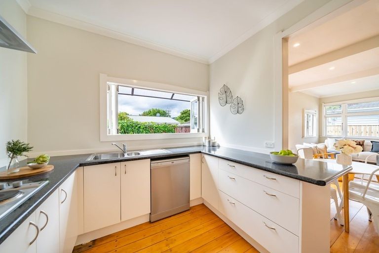 Photo of property in 54a Wilford Street, Wallaceville, Upper Hutt, 5018