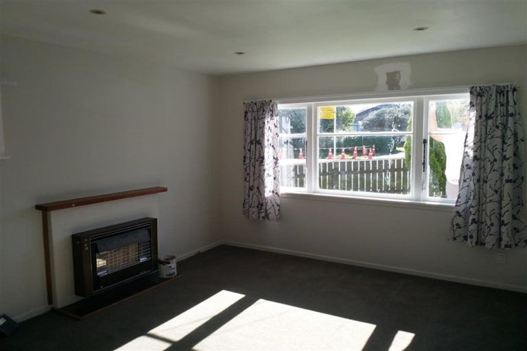 Photo of property in 29 Burden Avenue, Wainuiomata, Lower Hutt, 5014
