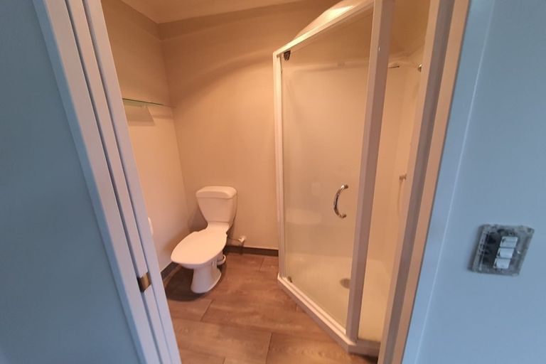 Photo of property in 4a Elcoat Avenue, Henderson, Auckland, 0612