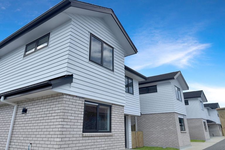 Photo of property in 4 Nicola Place, Mangere, Auckland, 2022