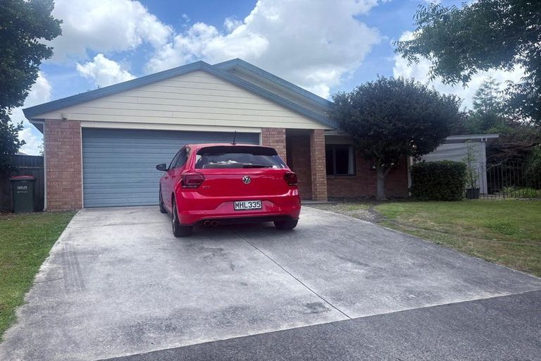 Photo of property in 15 Northmeadow Drive, Rototuna, Hamilton, 3210