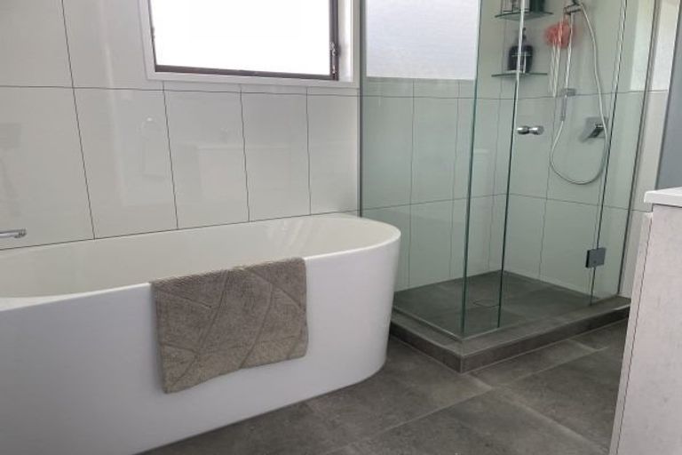 Photo of property in 57 Waterloo Crescent, Hokowhitu, Palmerston North, 4410