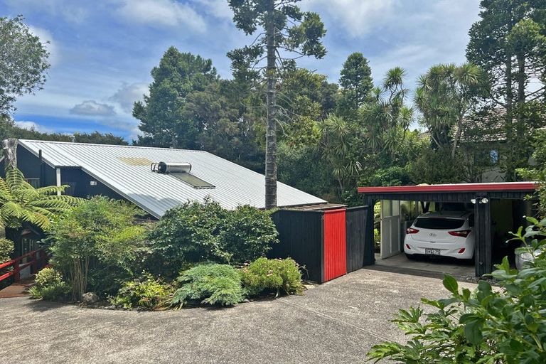 Photo of property in 20 Barlow Place, Chatswood, Auckland, 0626