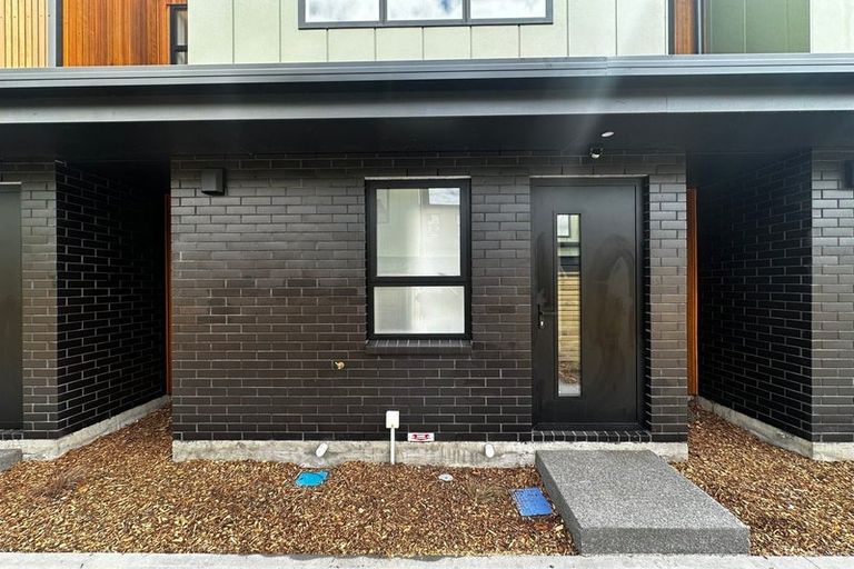 Photo of property in 20/7 Johnston Grove, Taita, Lower Hutt, 5011