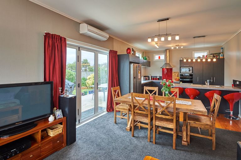 Photo of property in 7 Matamau Street, Palmerston North, 4414