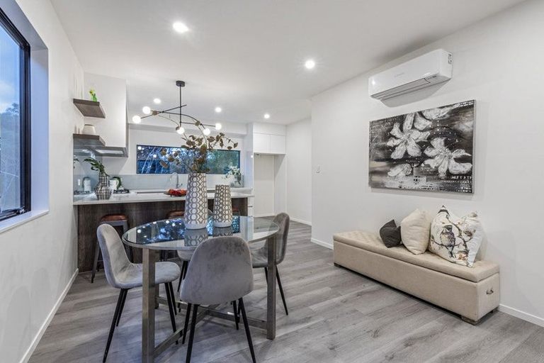 Photo of property in 10 Waka Street, Albany Heights, Auckland, 0632