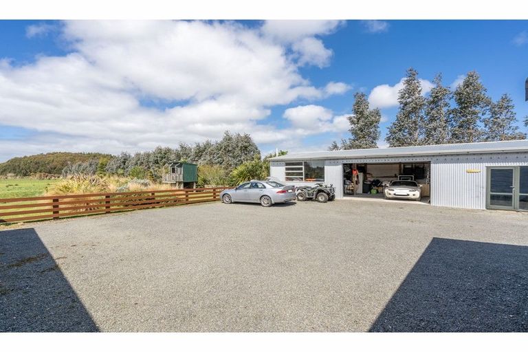 Photo of property in 178 Otatara Road, New River Ferry, Invercargill, 9879